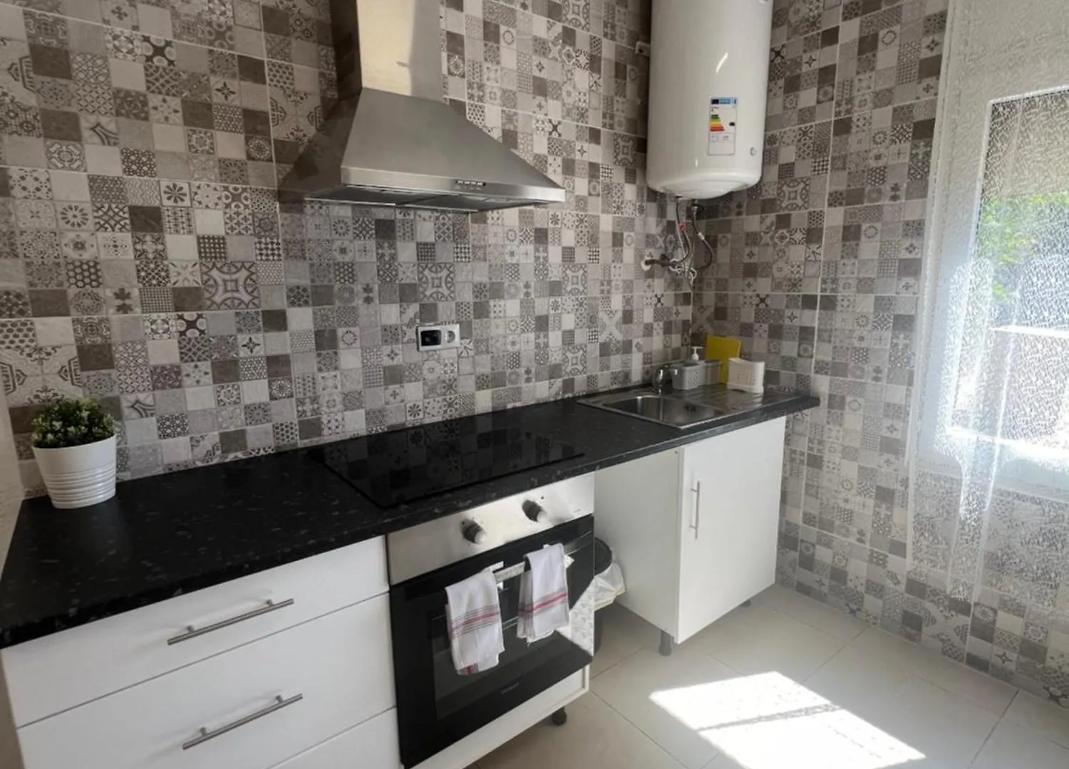 アパート Apartamento Loft, Jardin Y Piscina Privada Romanyá de la Selva スペイン